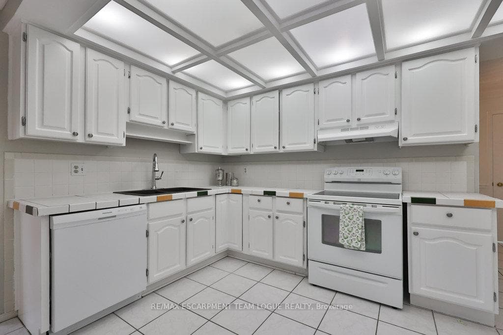 2115 Bartok Road photo 13
