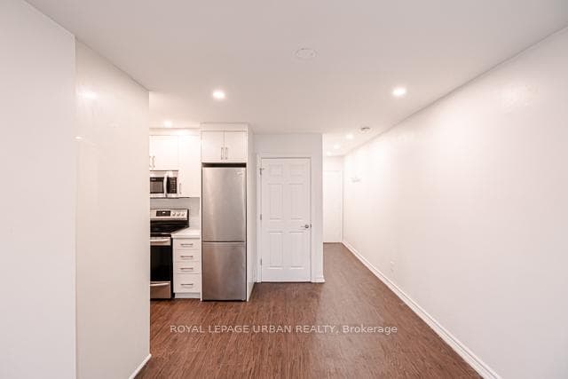 991 Queen Street Unit 2 photo 1