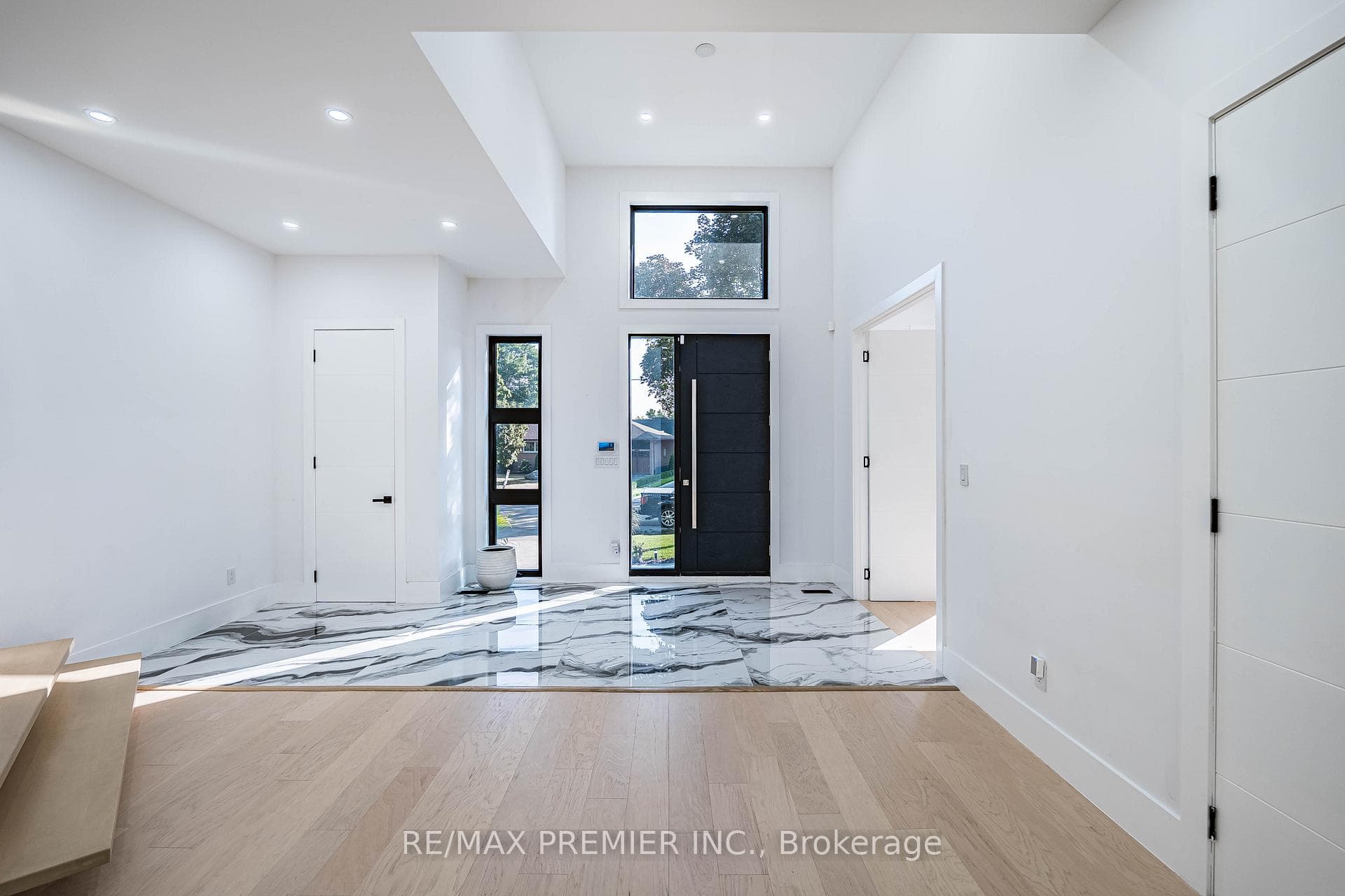 24 Gosling Road photo 8