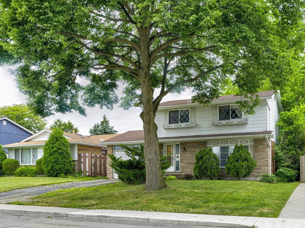 62 Mountbatten Drive photo 2