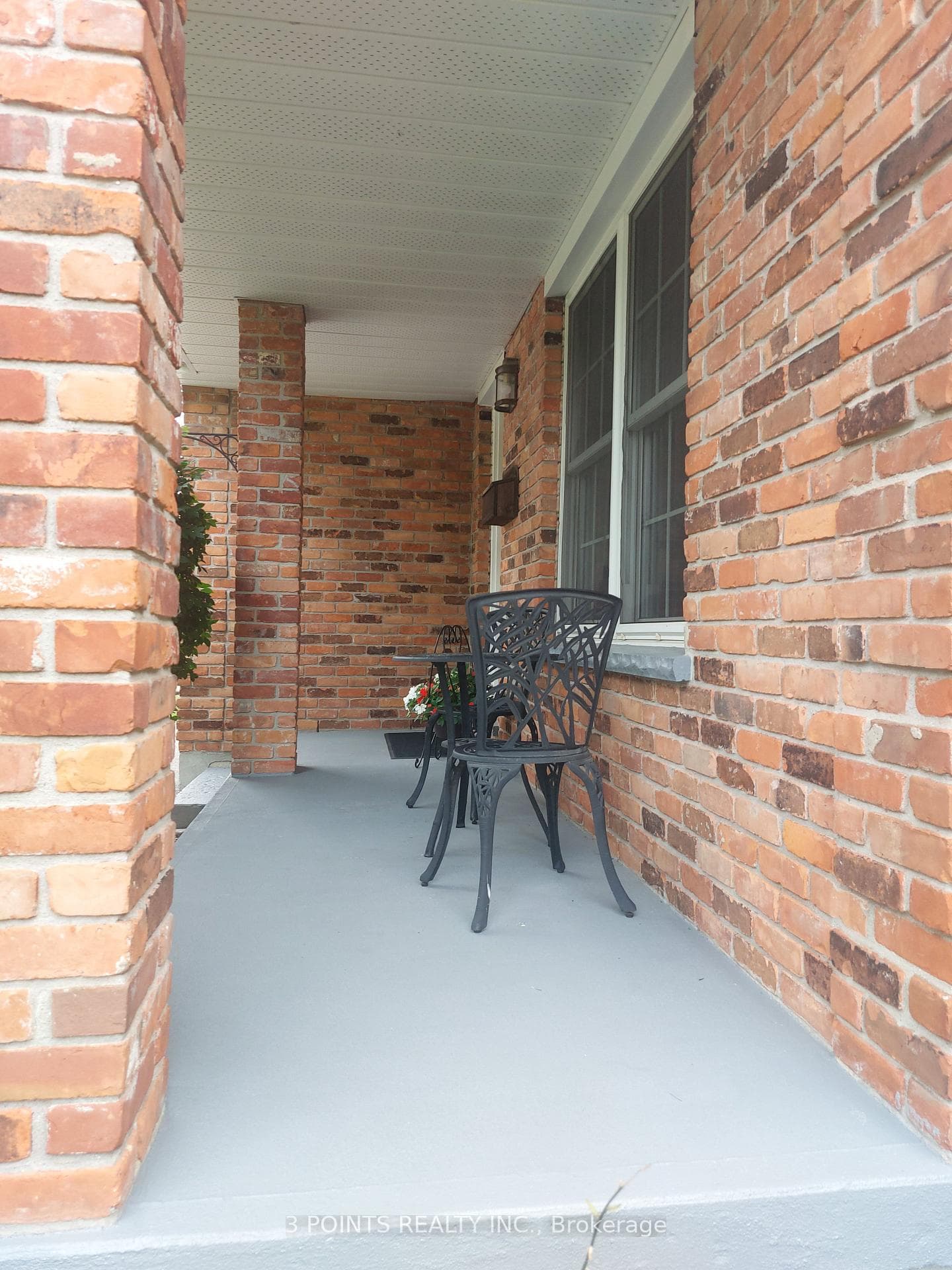 59 Stonehenge Road photo 3