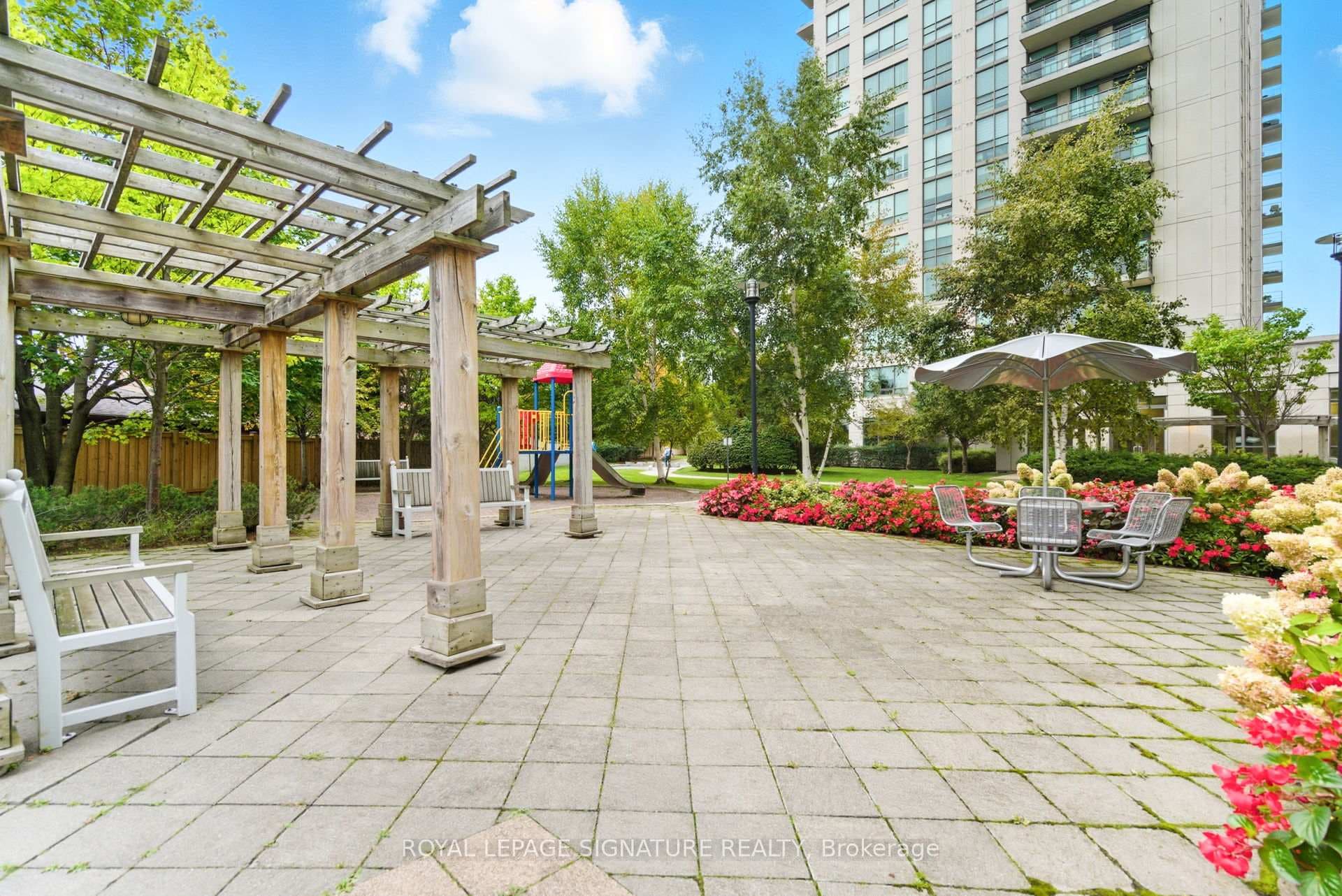 100 Promenade Circle Unit 406 photo 45