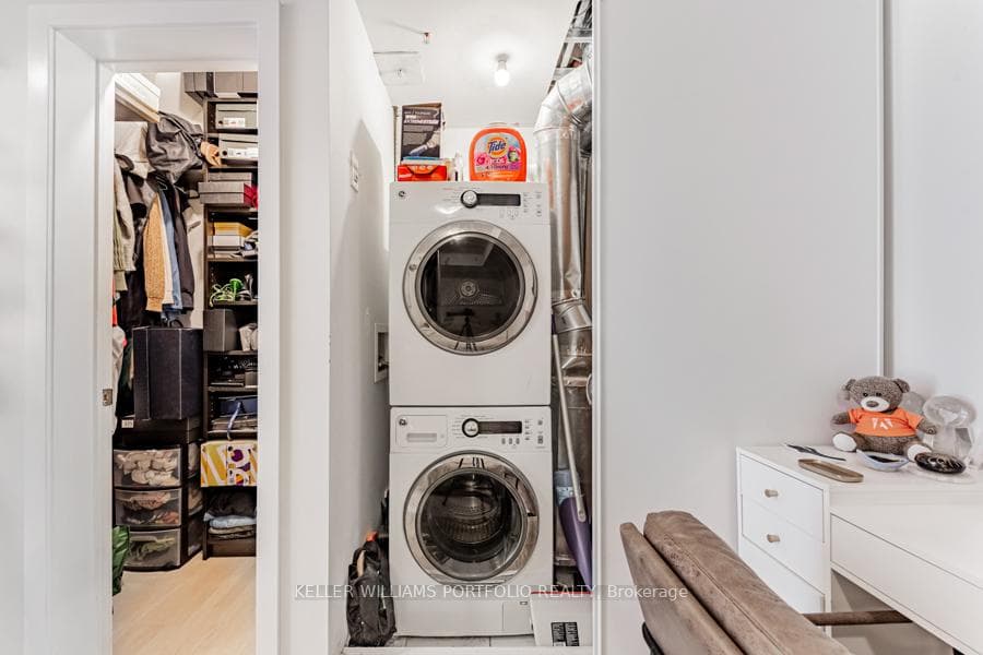 150 Broadview Avenue Unit 20 photo 18