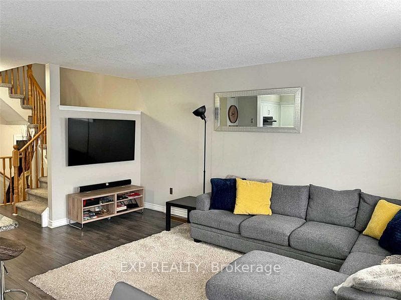 195 Windwood Drive photo 7