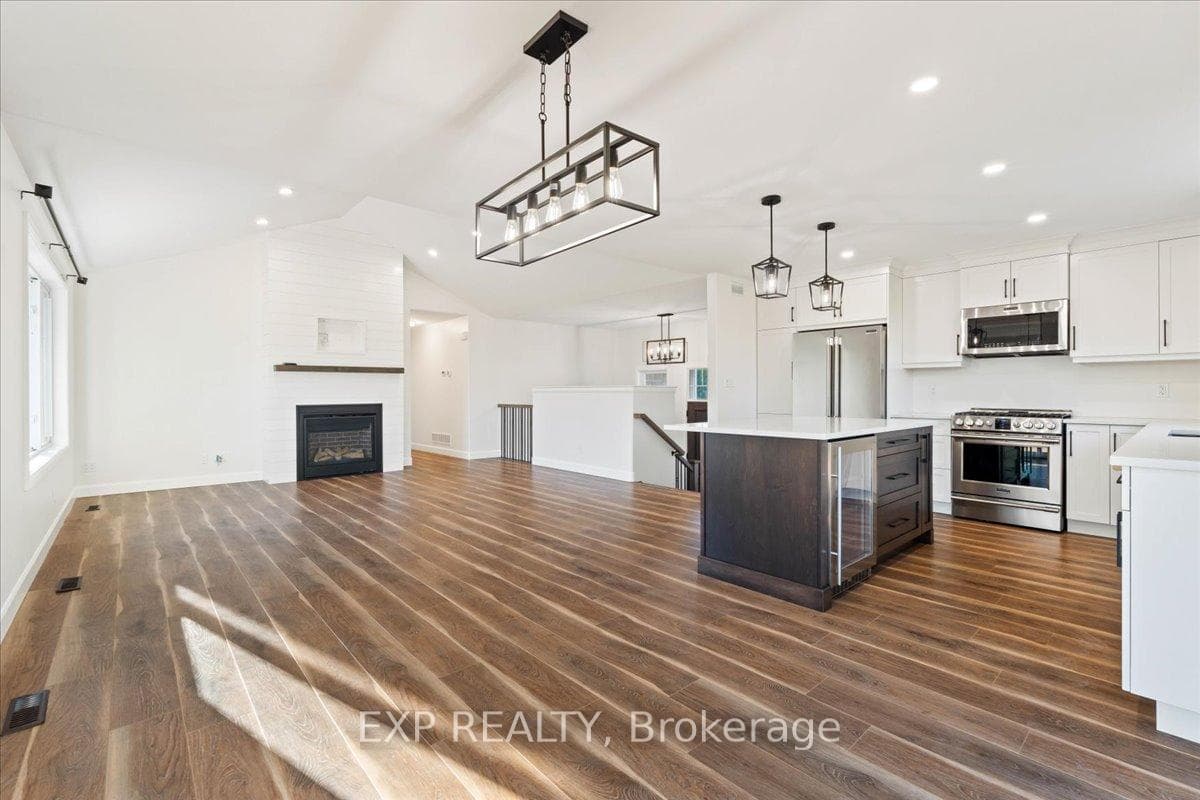 251 Wallbridge Road photo 10