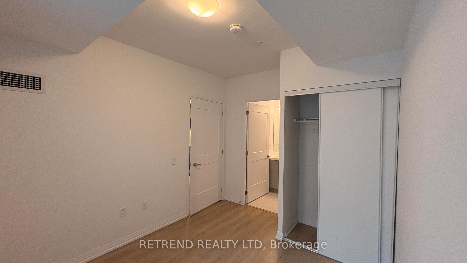 50 DUNFIELD Avenue Unit 1112 photo 11