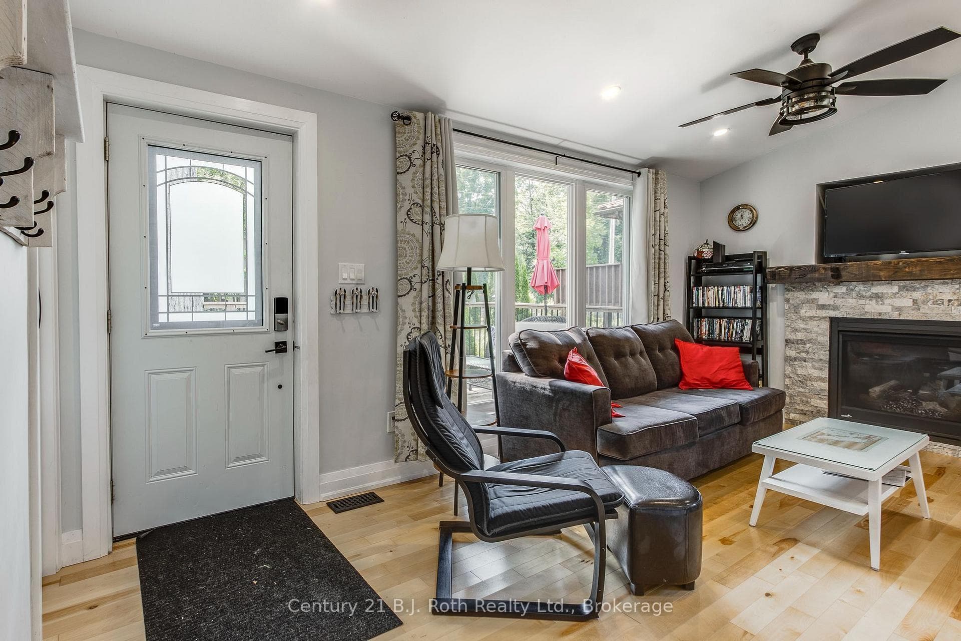 8 Arbor Road photo 4