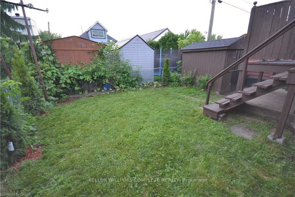 101 REID Avenue photo 48