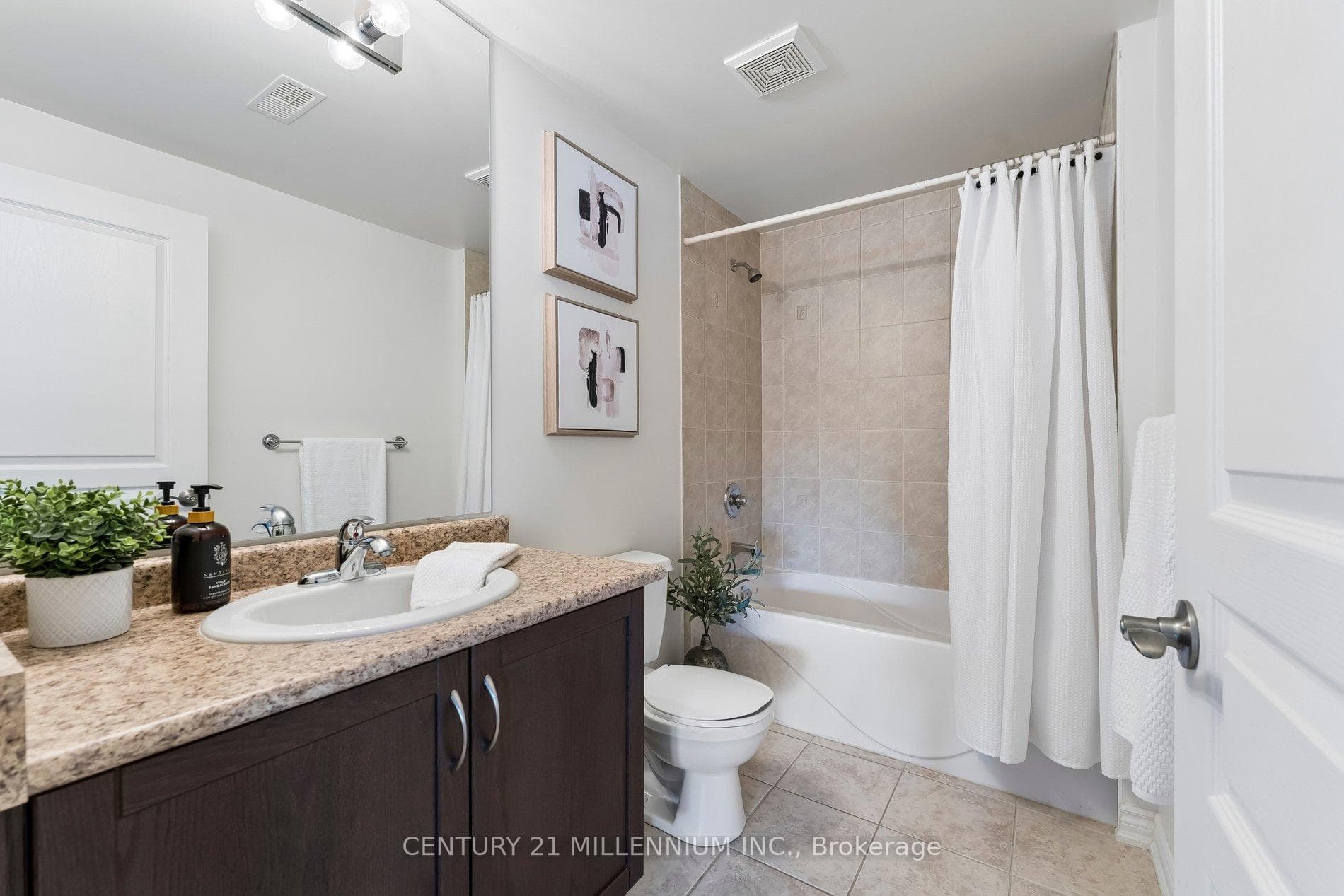 200 Kingfisher Drive Unit 123 photo 36