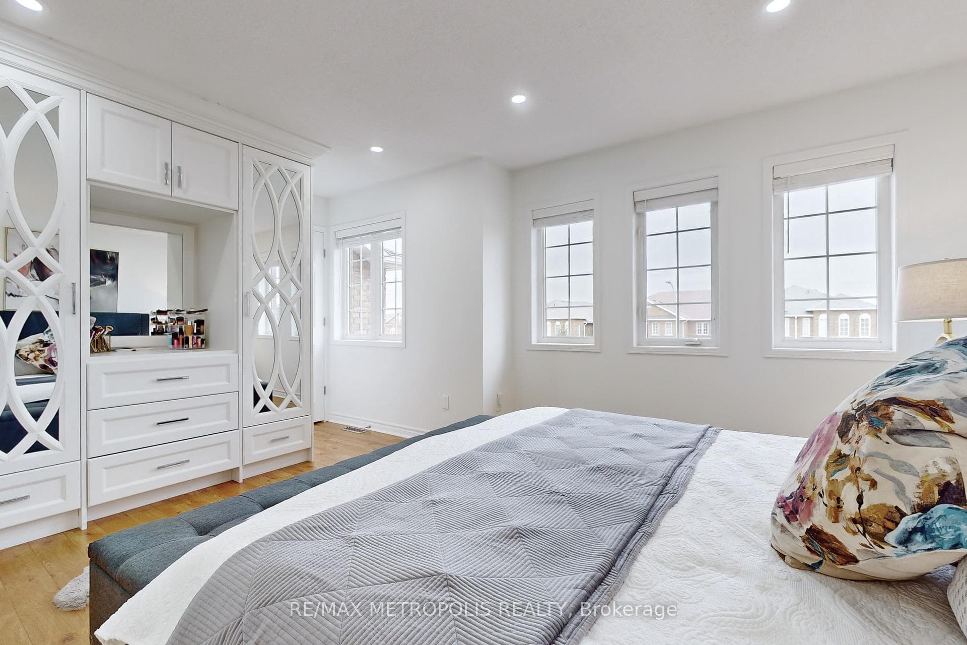 14 Piazza Crescent photo 17