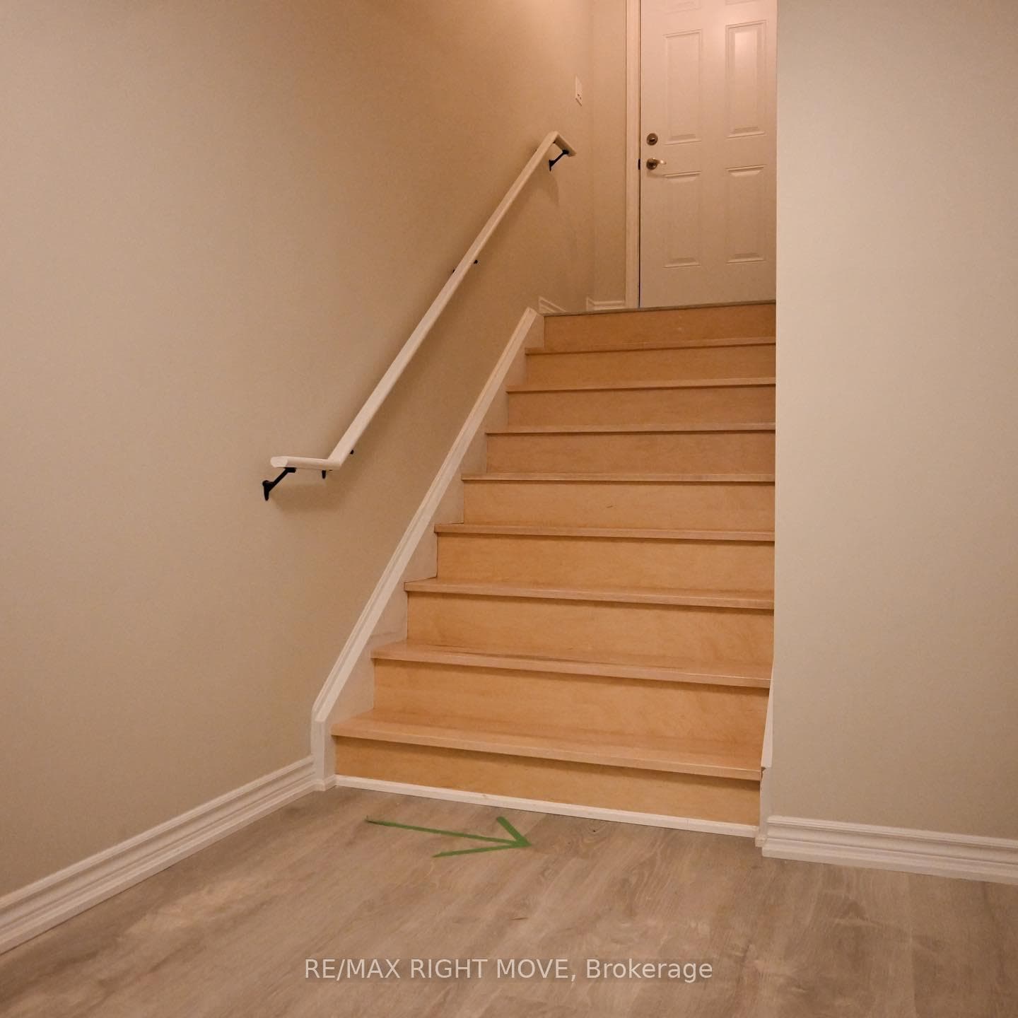 32 Mills Circle photo 5