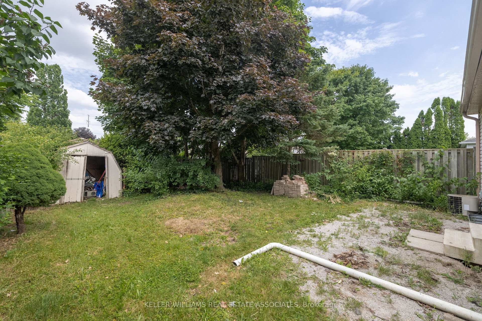 358 Fleming Drive photo 31