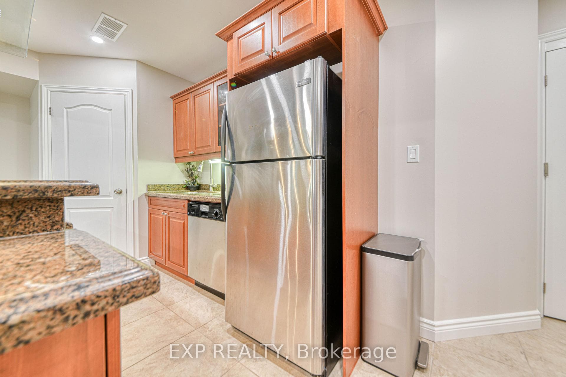 BSMT - 87 Lowinger Avenue photo 15