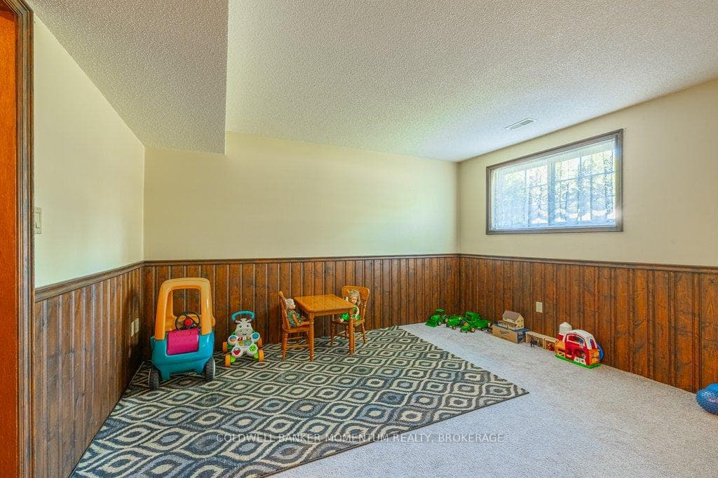 738 Welland Road photo 27