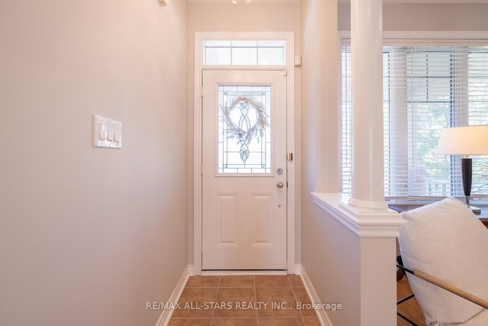 824 Millard Street photo 4