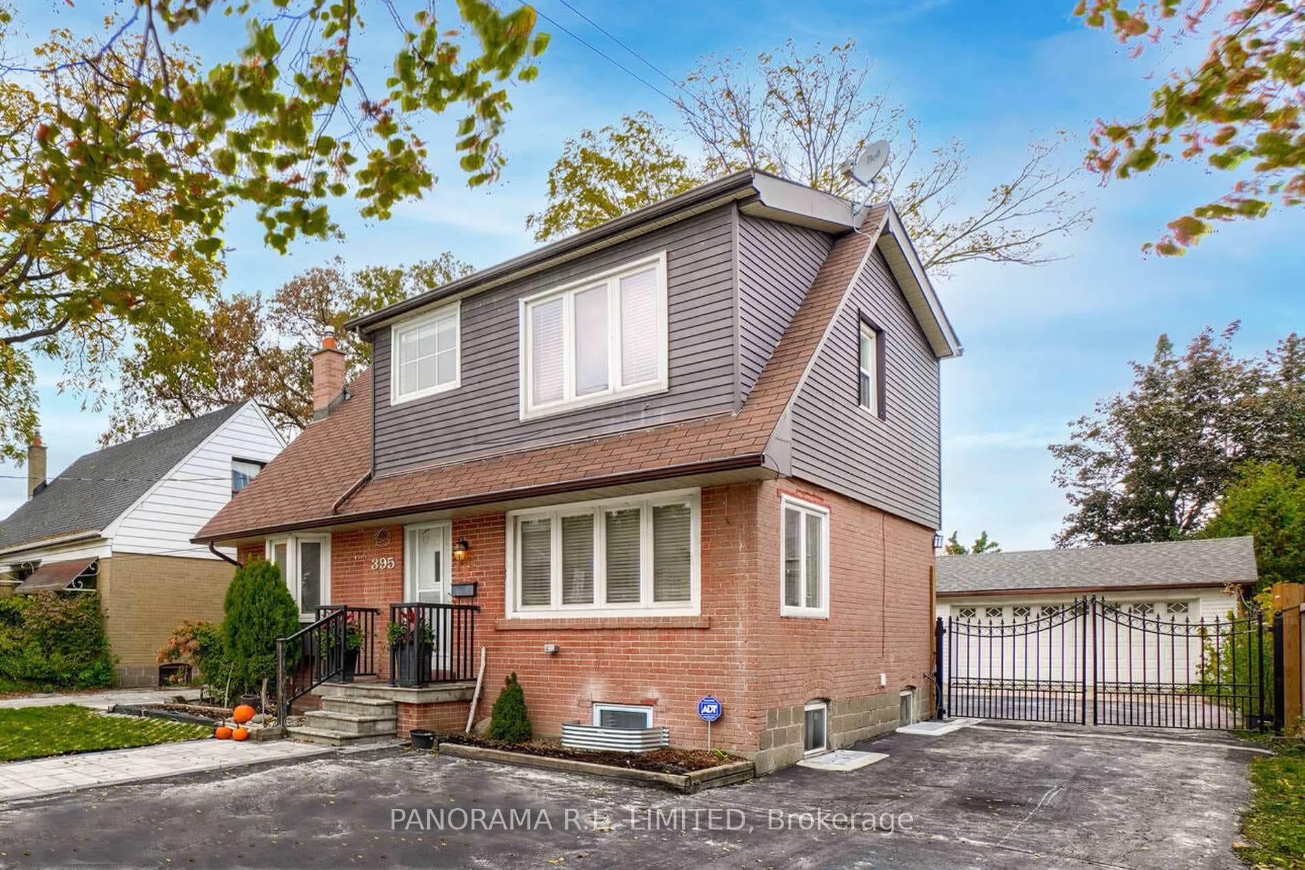 395 Burnhamthorpe Road photo 1