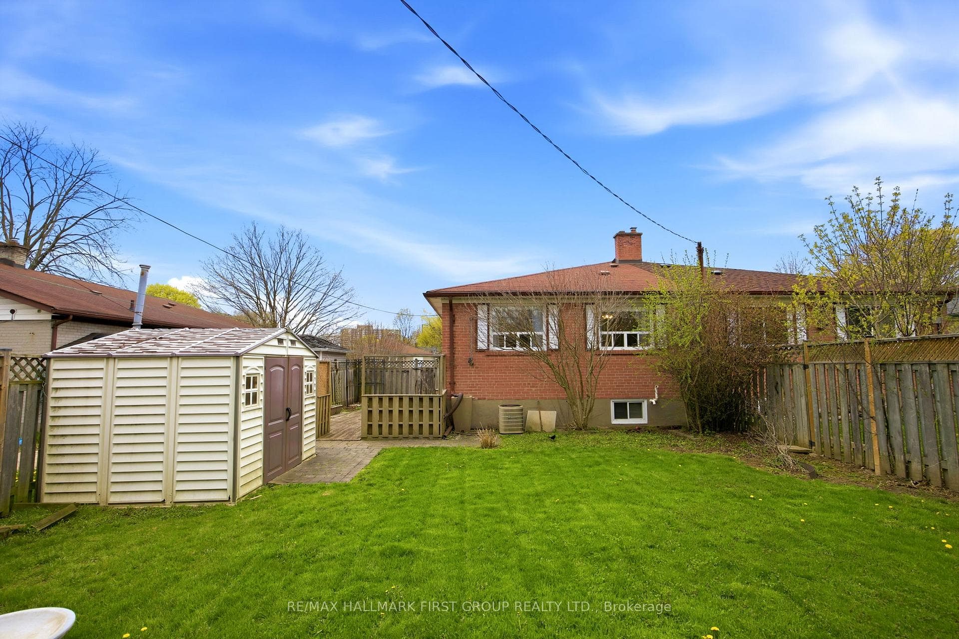 53 Billingsgate Crescent photo 35