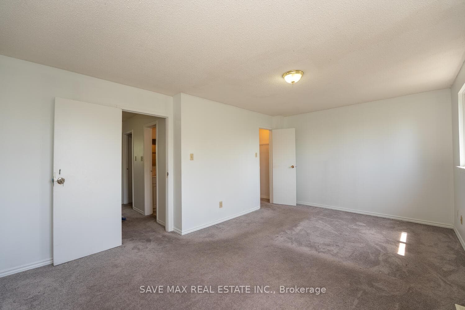 62 Moregate Crescent photo 16