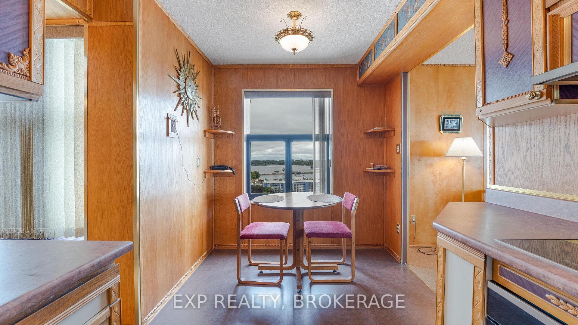 185 ONTARIO Street Unit 1407 photo 18