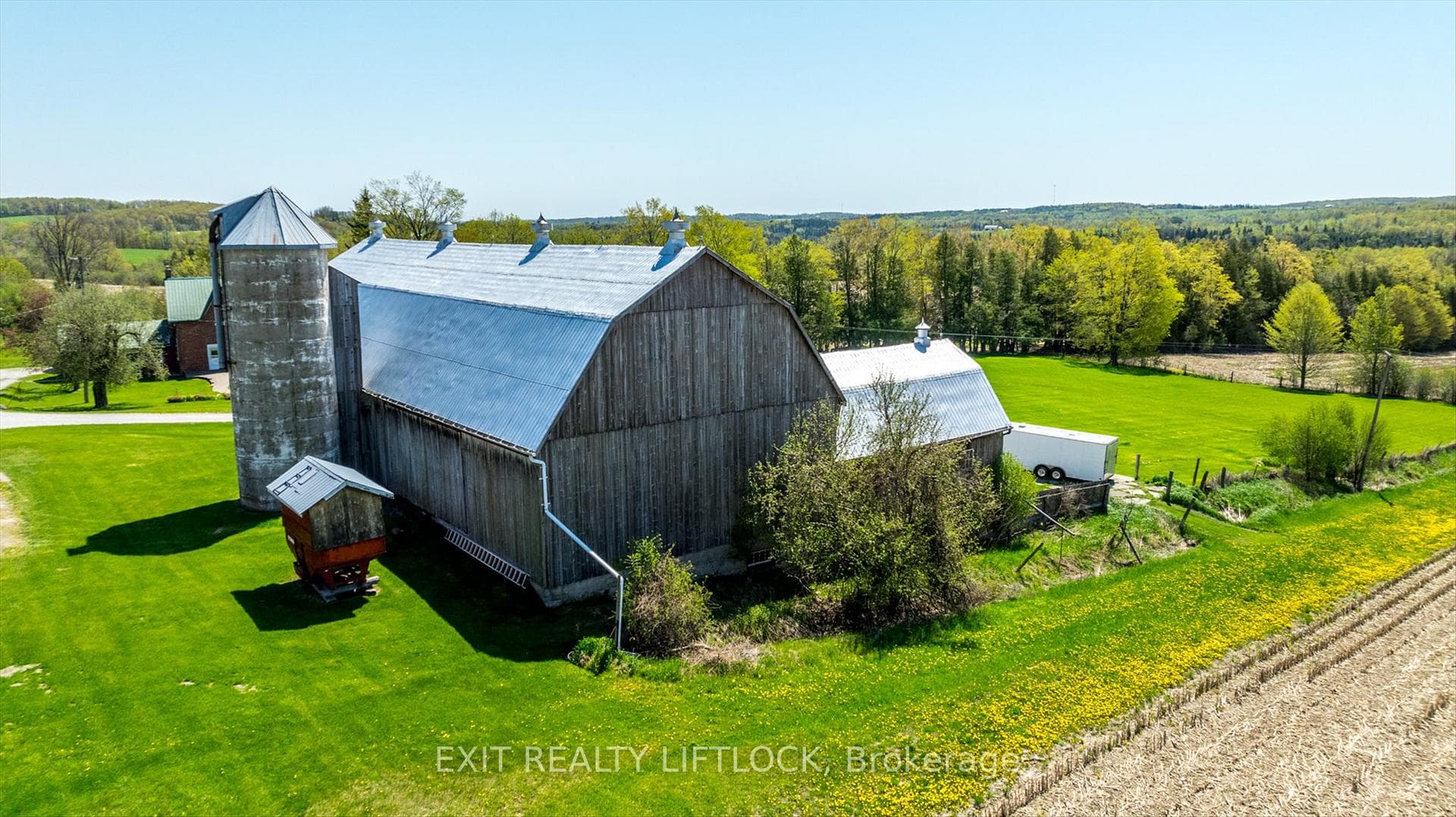 Barns
