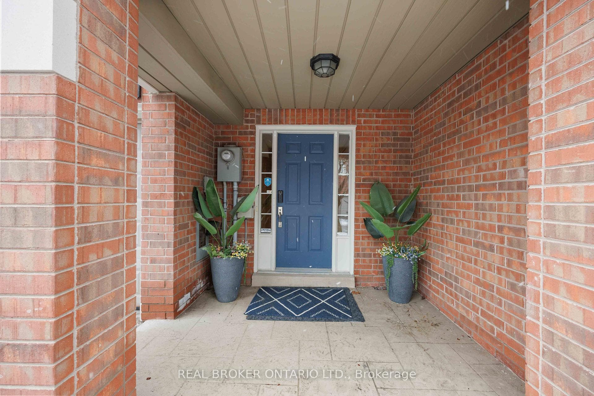 255 Shaftsbury Avenue Unit 66 photo 8