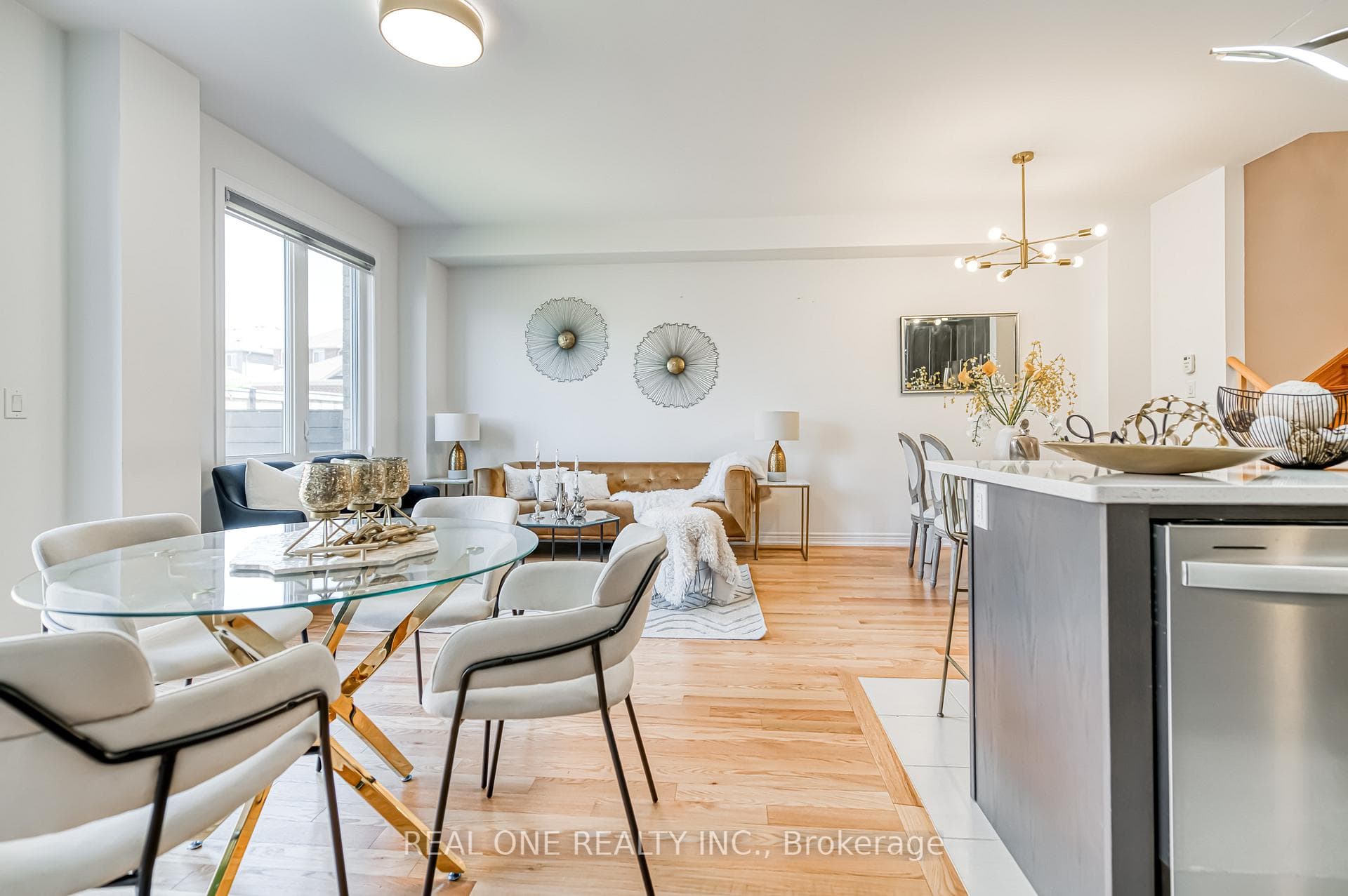 6 Brofarm Lane photo 16