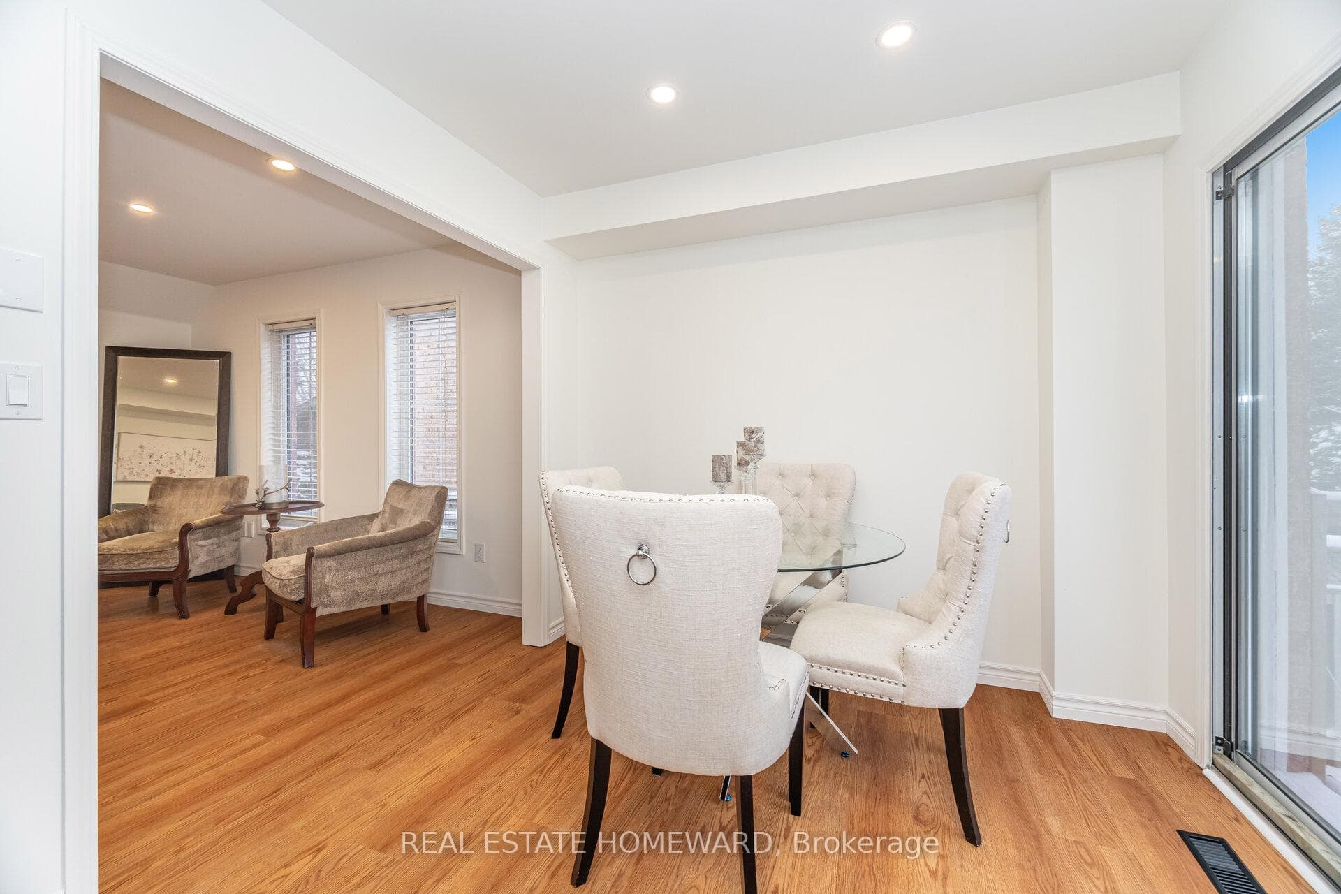568 Tugwell Place Unit 10 photo 10