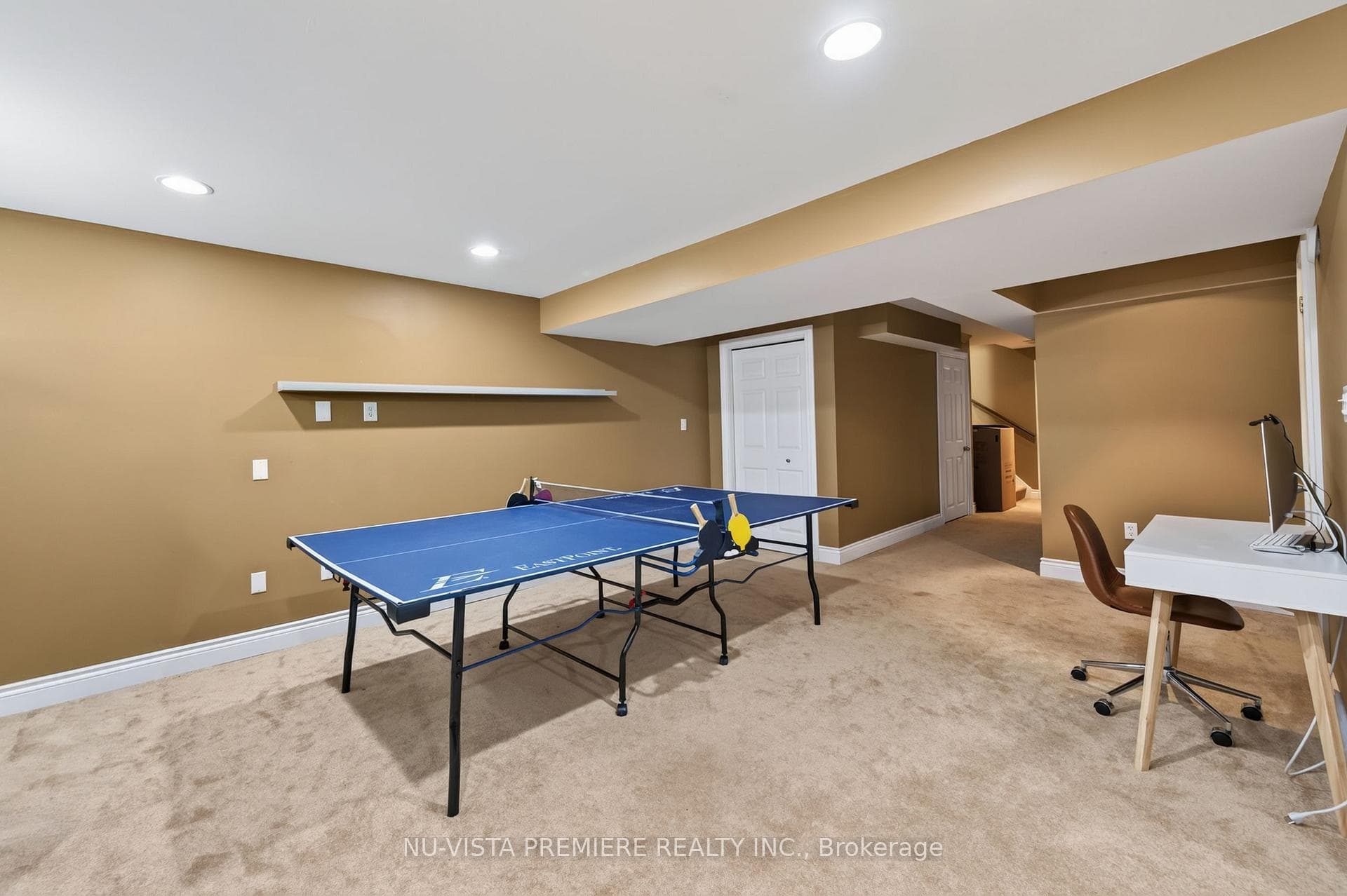 1582 Chelton Place photo 28