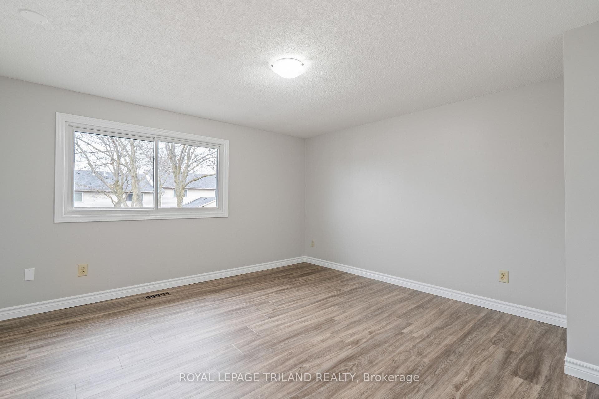 151 Bonaventure Drive Unit 24 photo 20