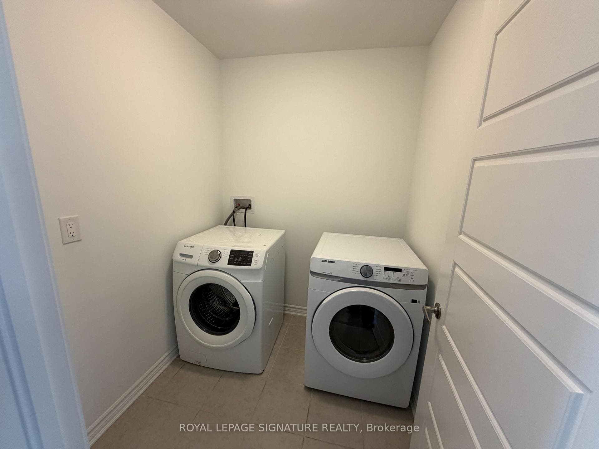 1369 William Halton Parkway photo 21