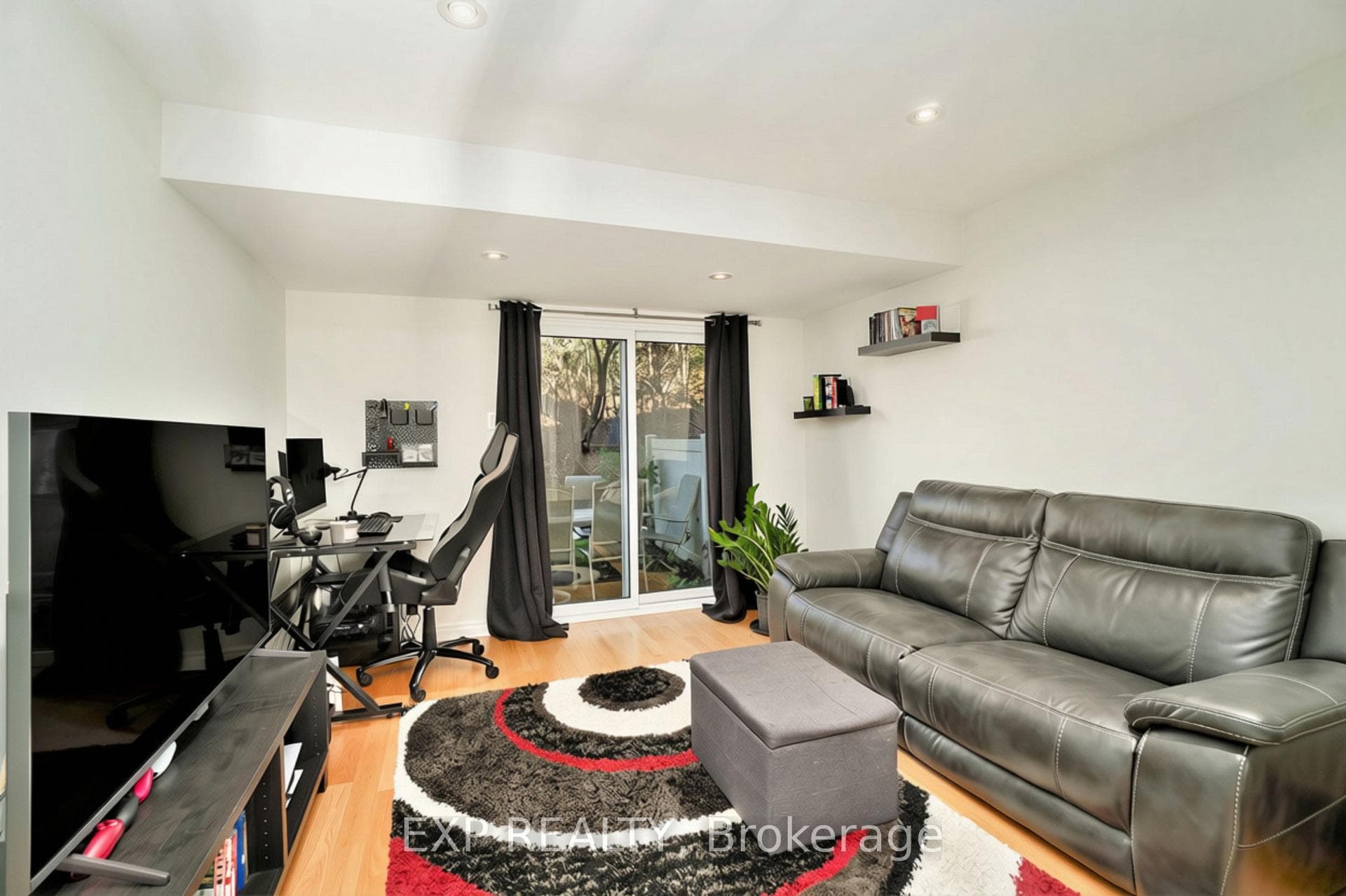 Main floor - Walkout
