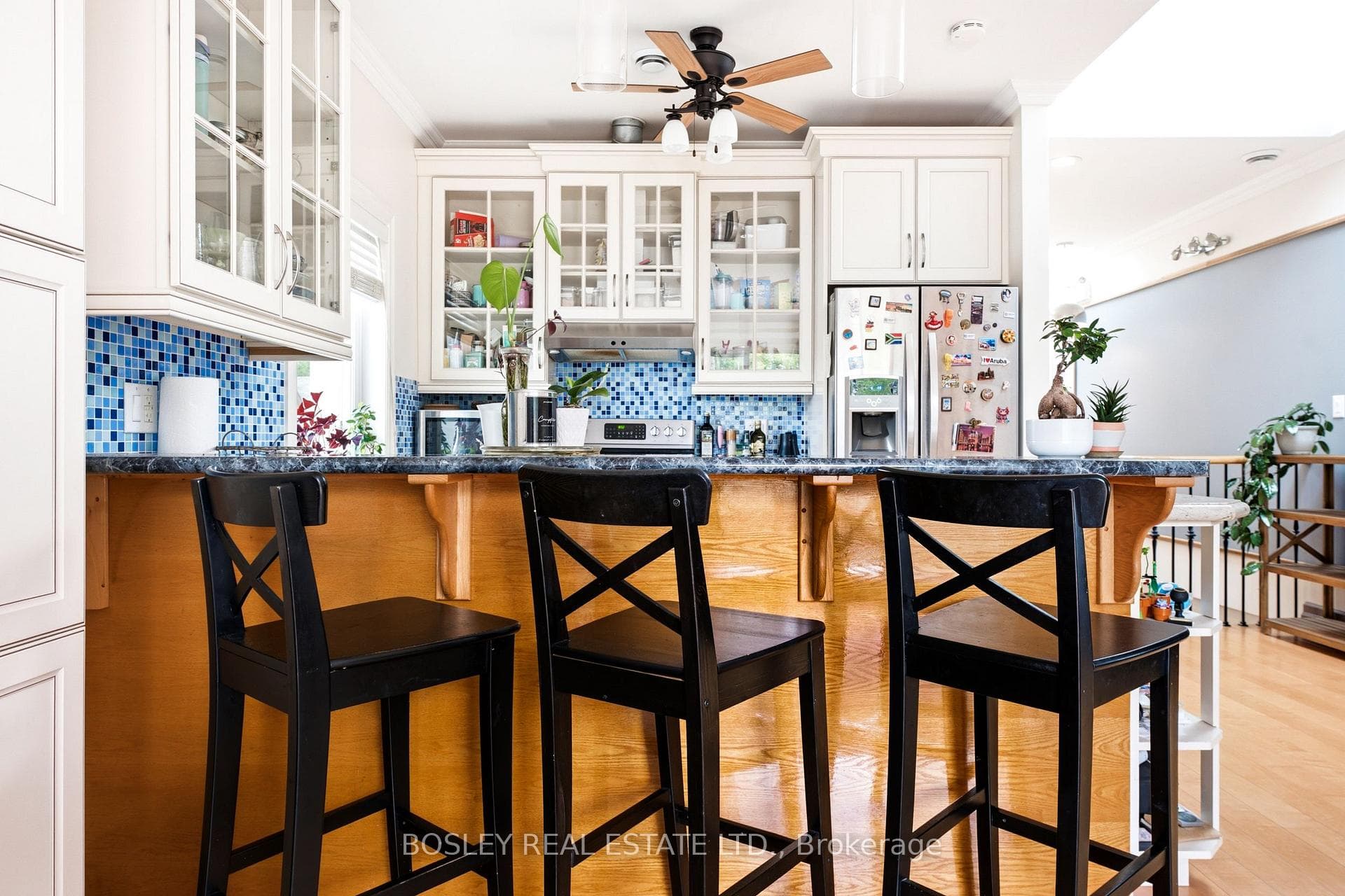 115 Roncesvalles Avenue Unit 3 photo 8