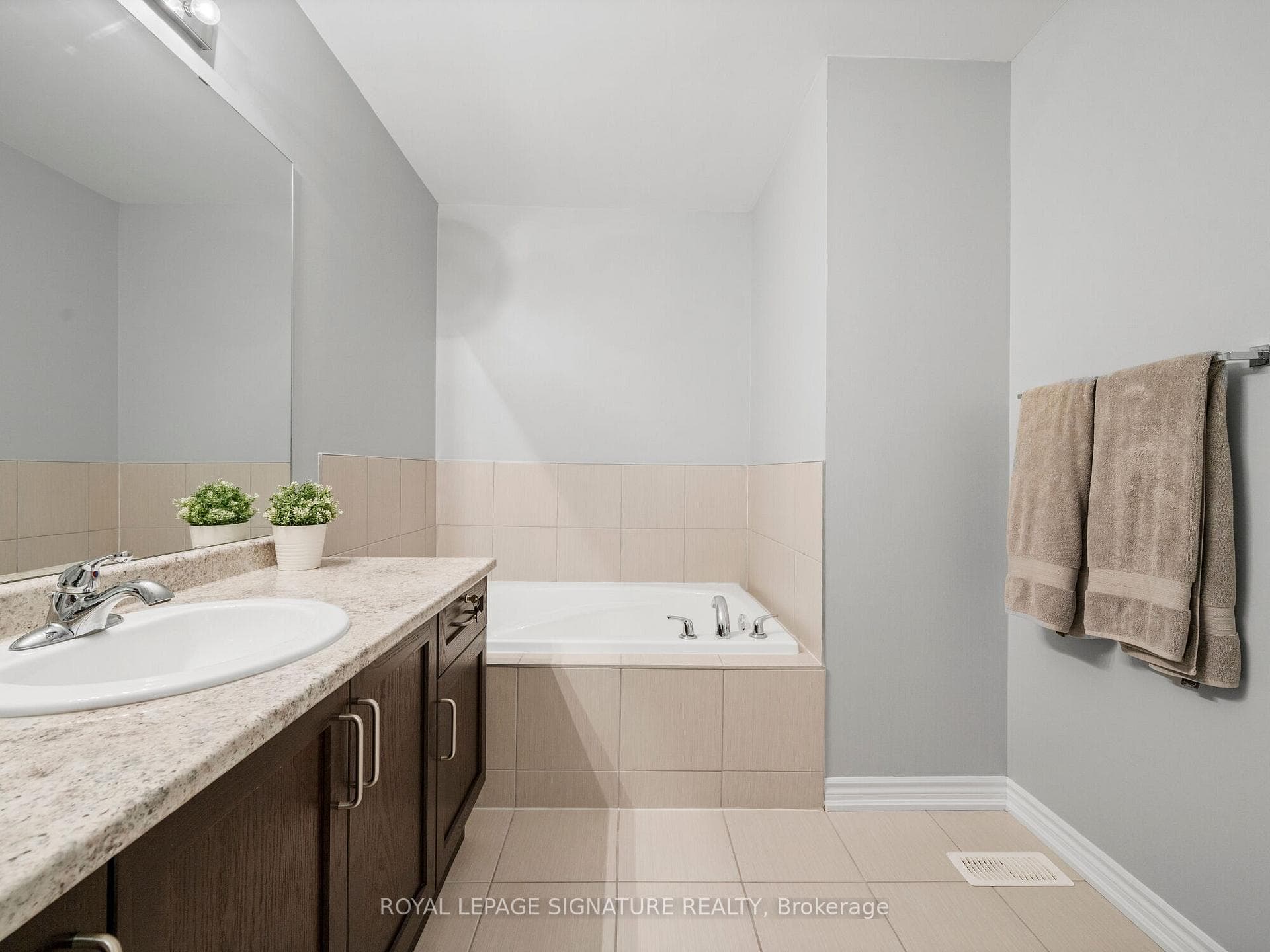 39 Ridgegate Crescent photo 21