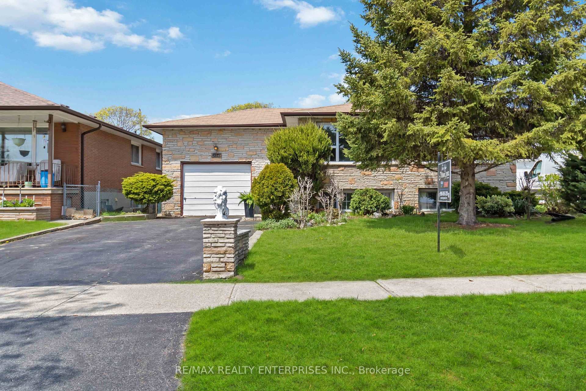 517 Corbin Court photo 2