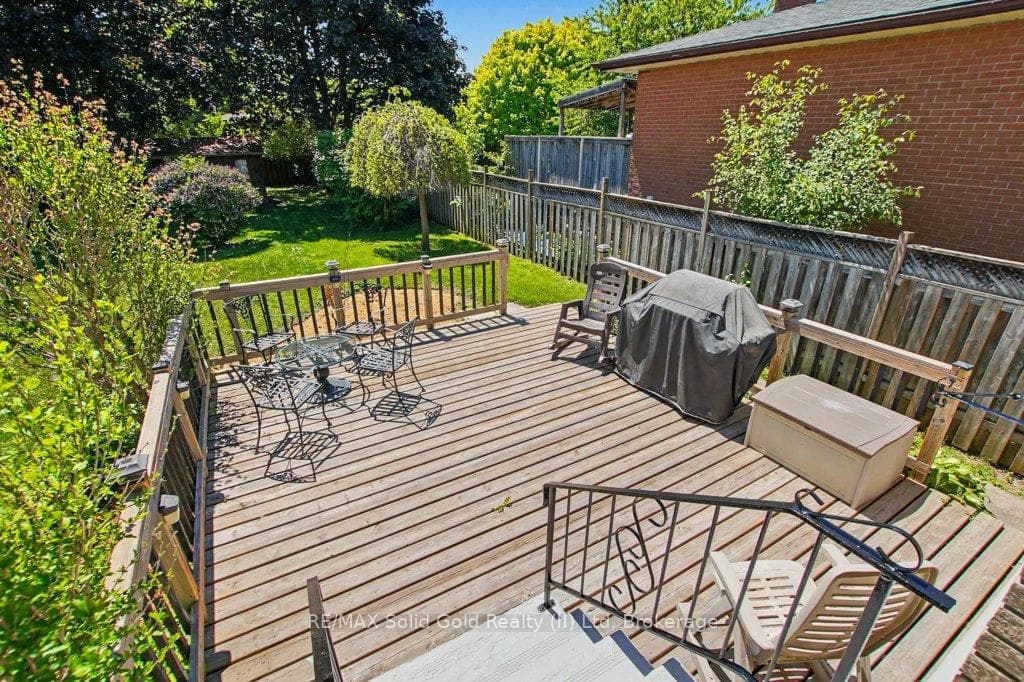 363 Roselawn Place photo 23