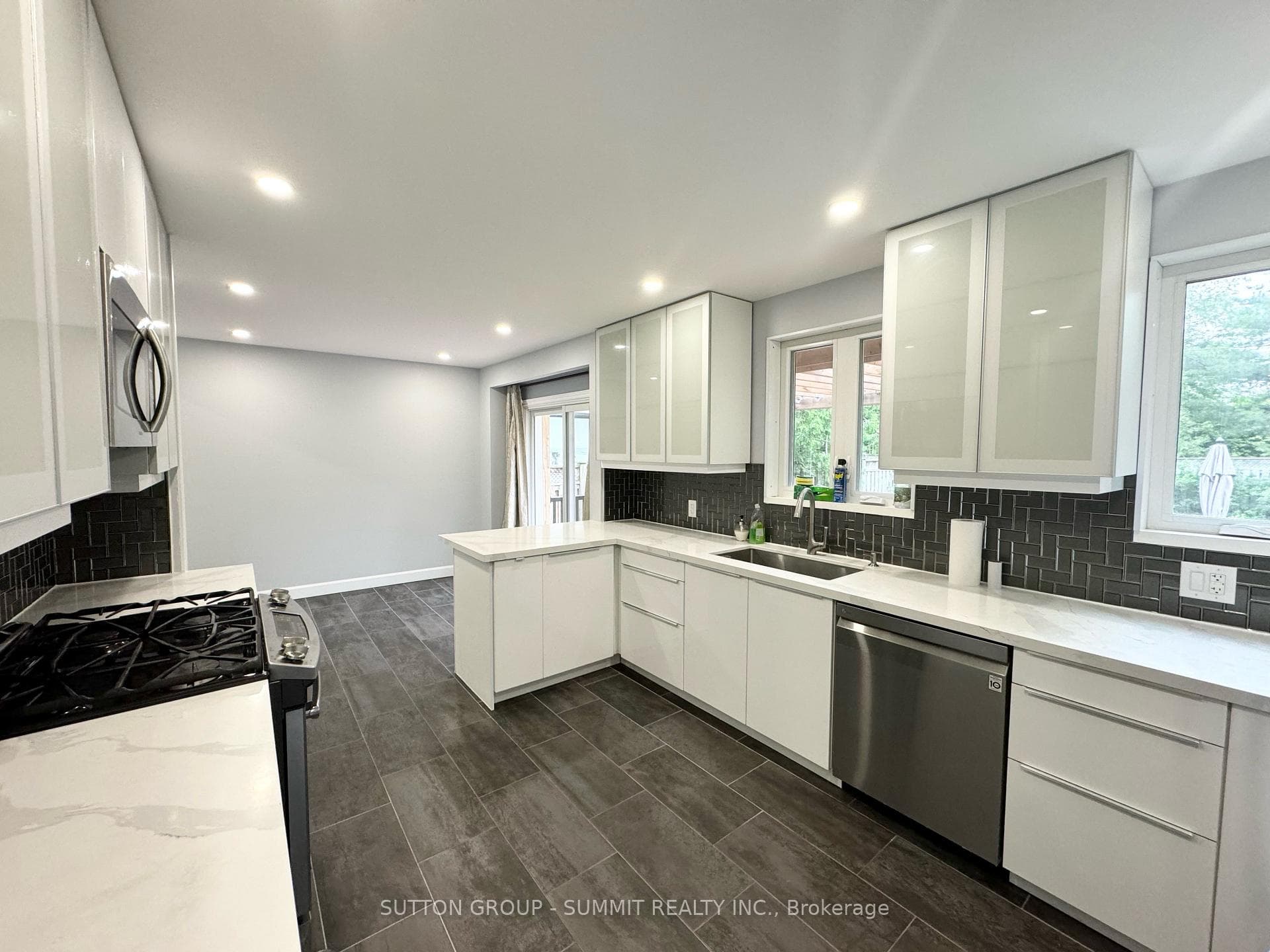 1617 Robillard Road photo 12