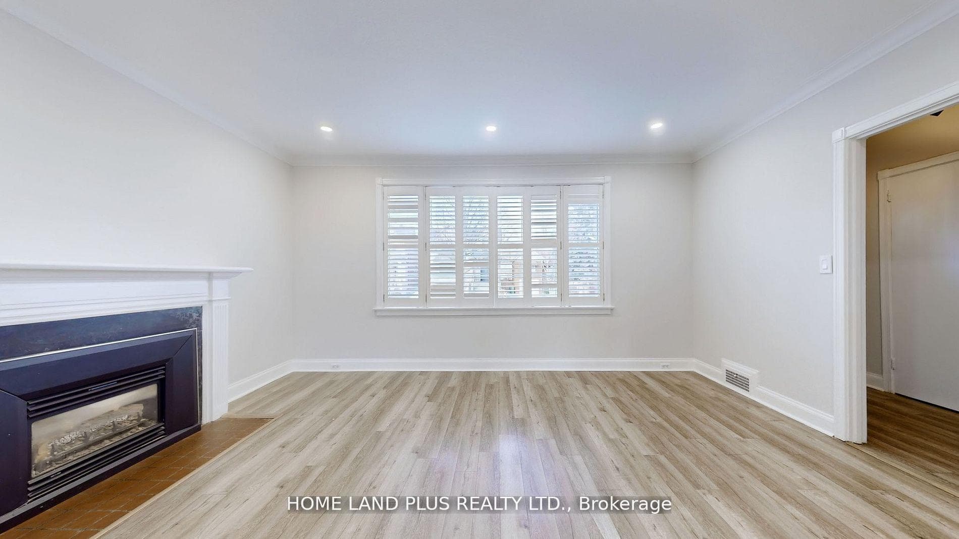 257 Joicey Boulevard photo 2