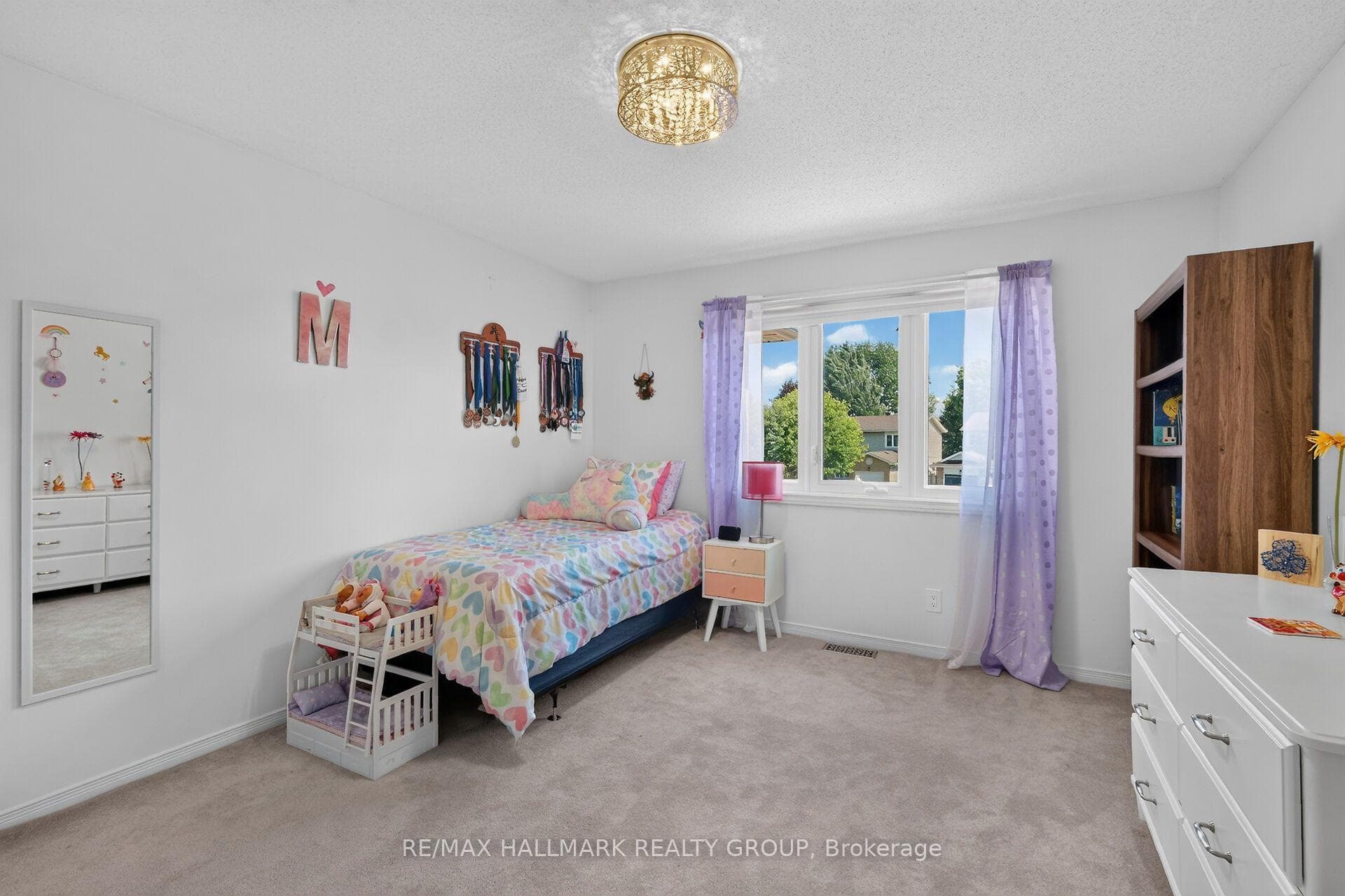 6117 Silverbirch Street photo 28