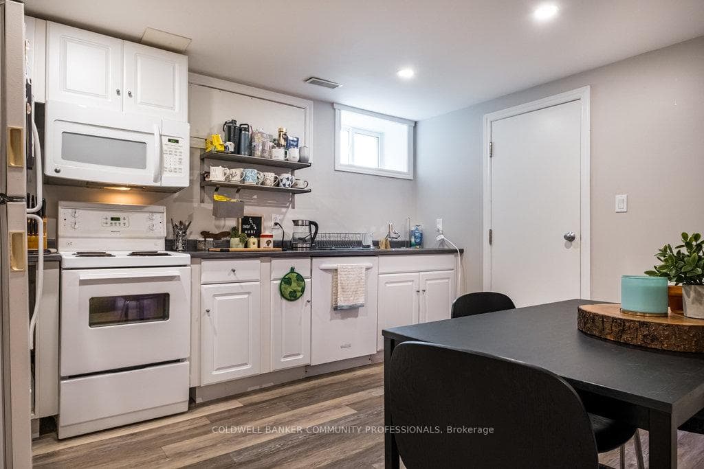 32 Jefferson Avenue photo 29