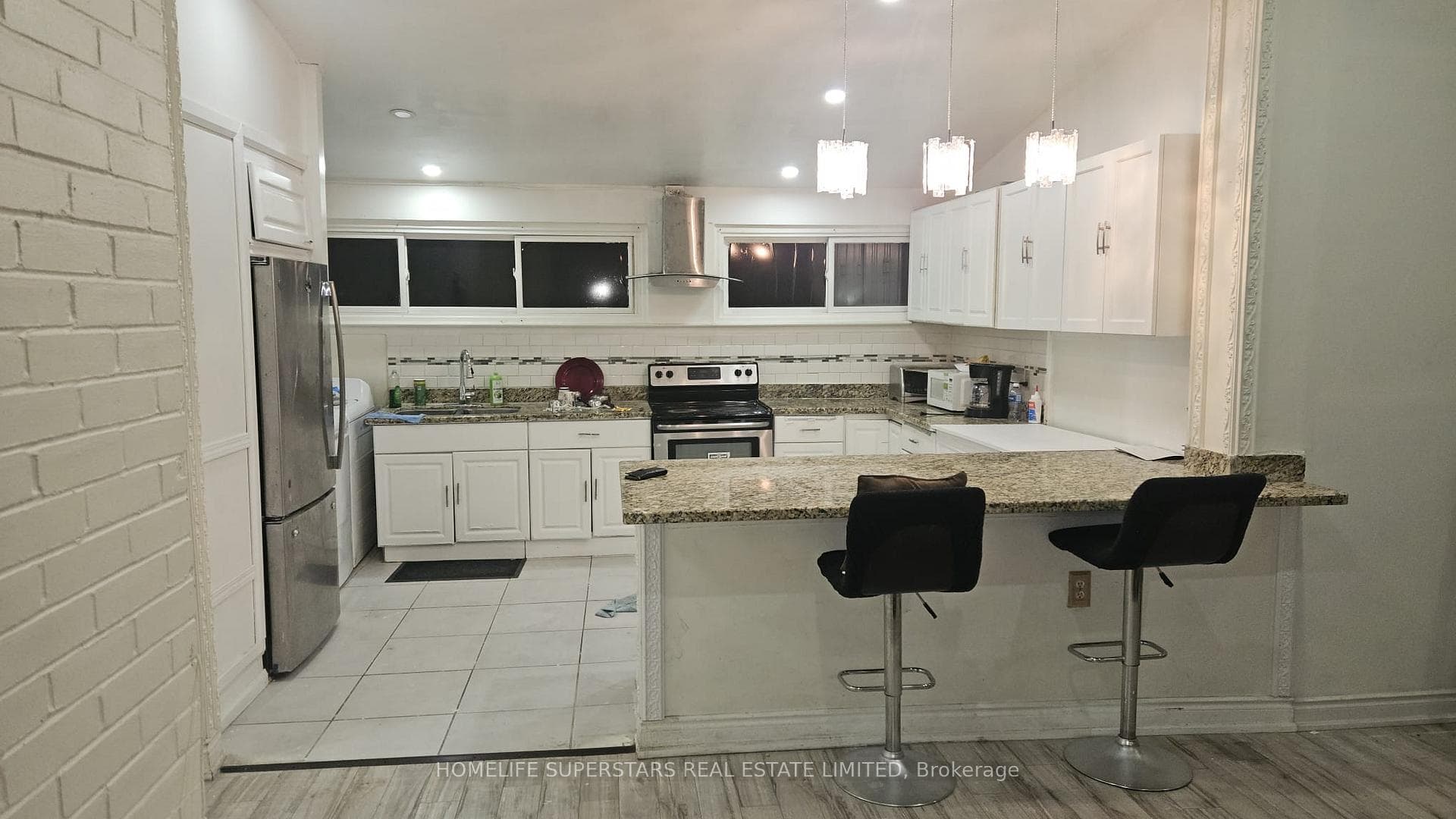 4 Masseygrove Crescent photo 3