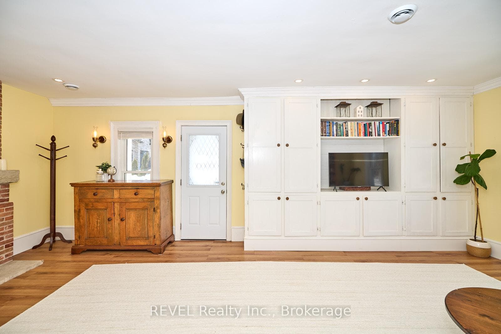 1819 Balfour Street photo 11