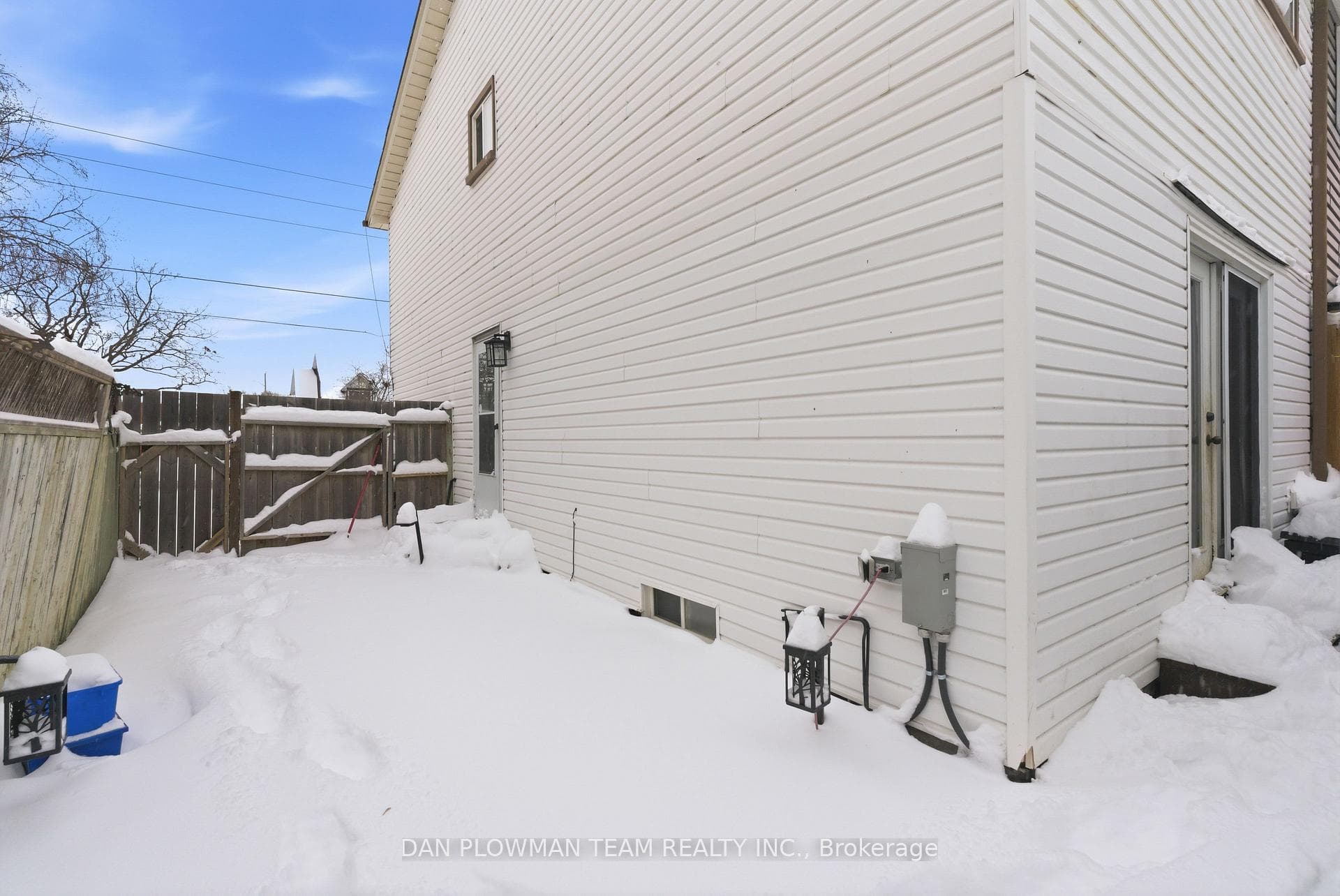 303 Phillip Murray Avenue photo 40
