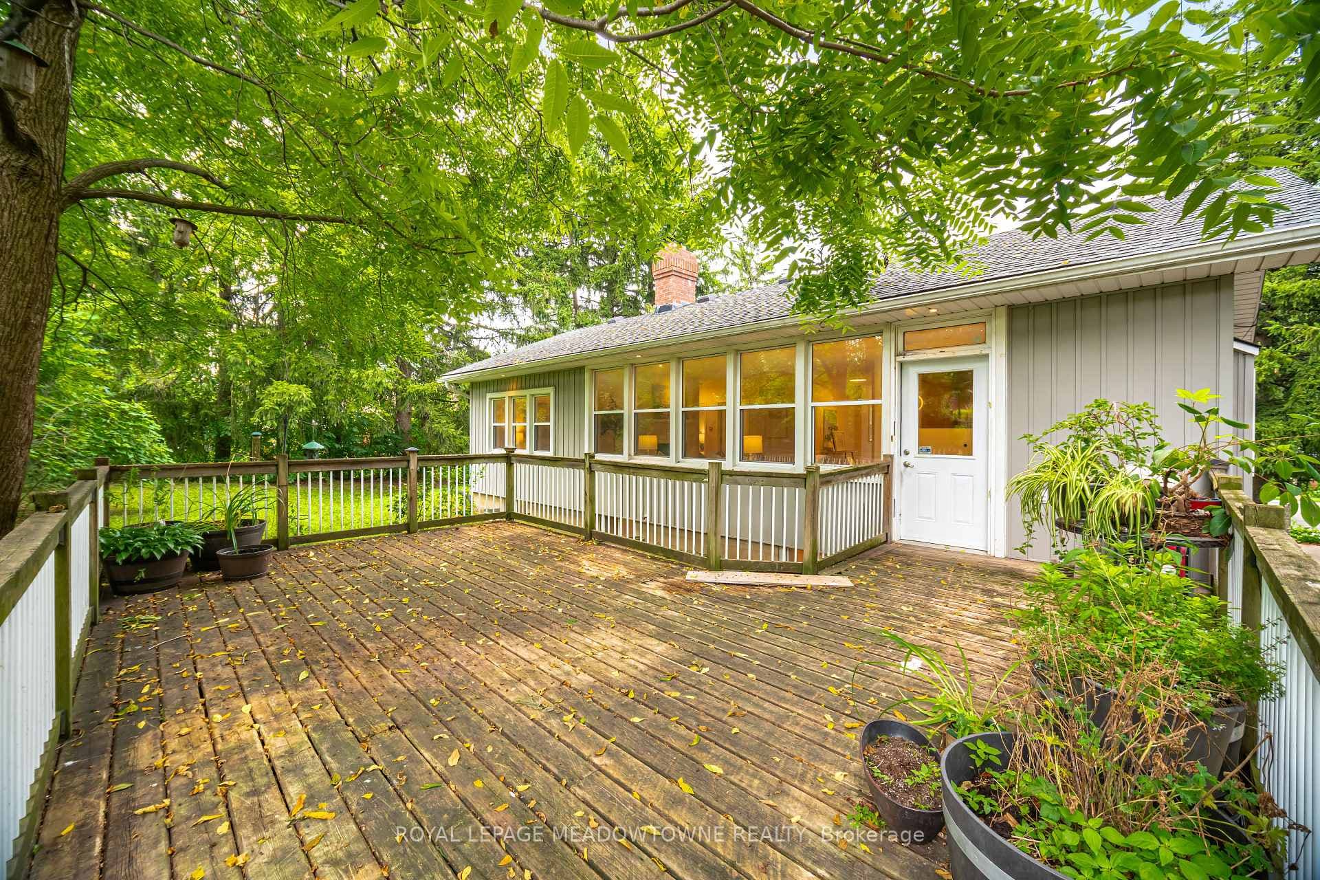 243 Sanatorium Road