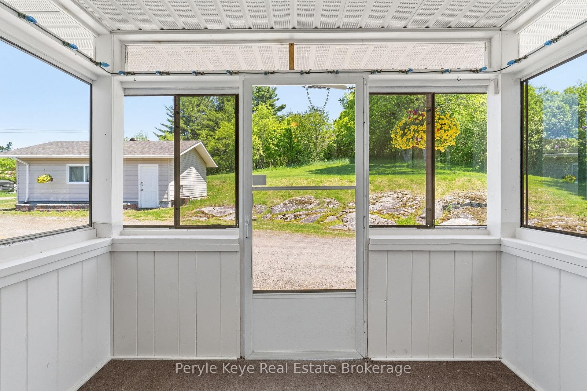 81 Miller Street photo 14
