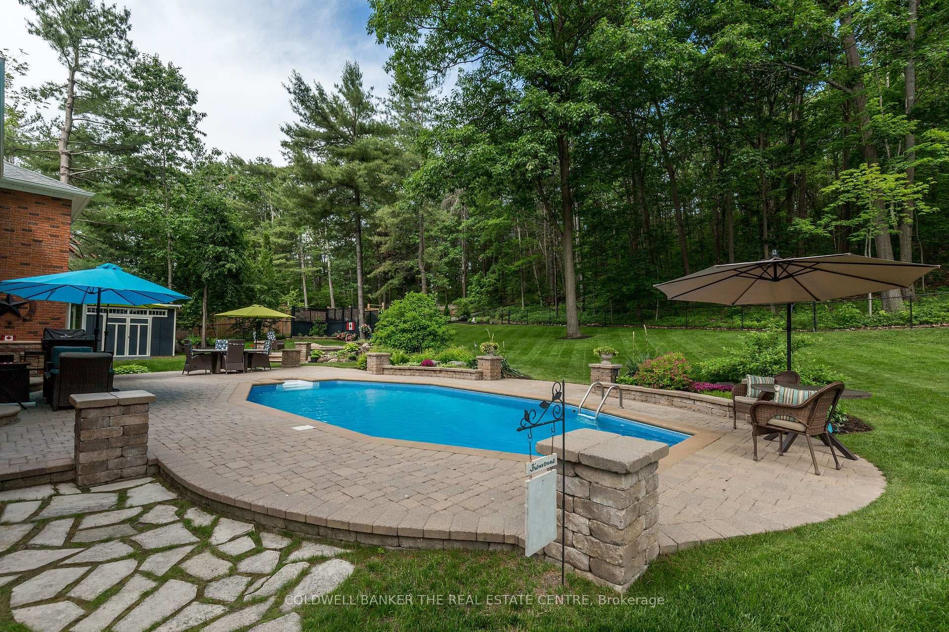 12 Idlewood Drive photo 3