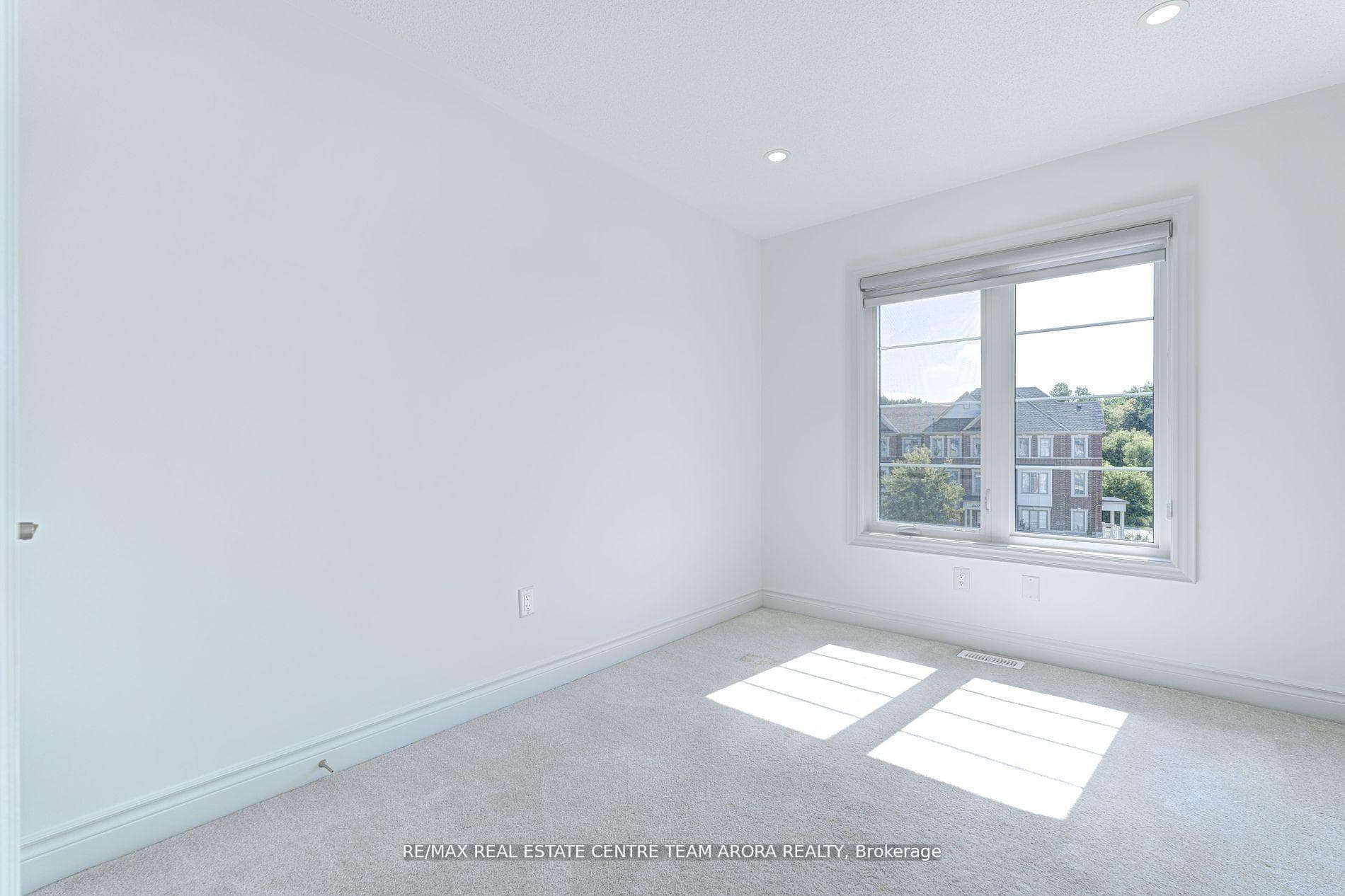 8585 Financial Drive photo 34