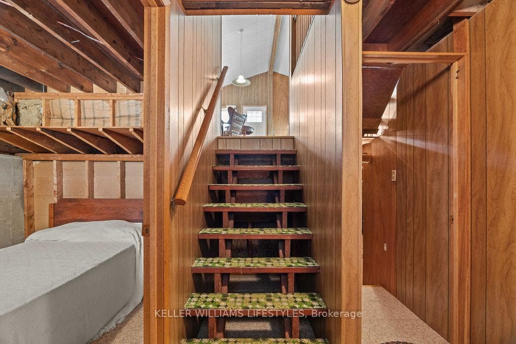 7403 SANDERSON Road photo 22