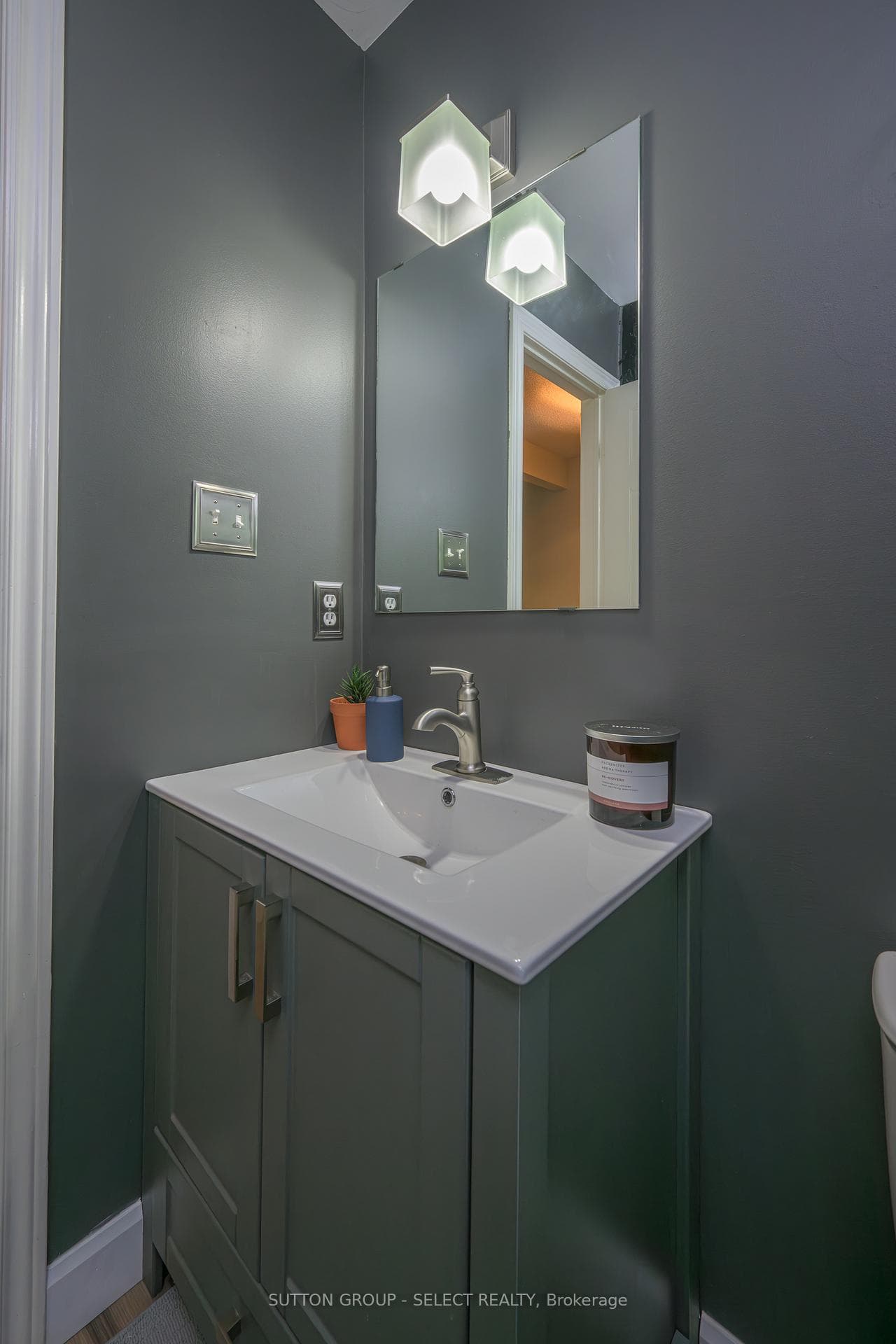 9 AILSA Place Unit 29 photo 13