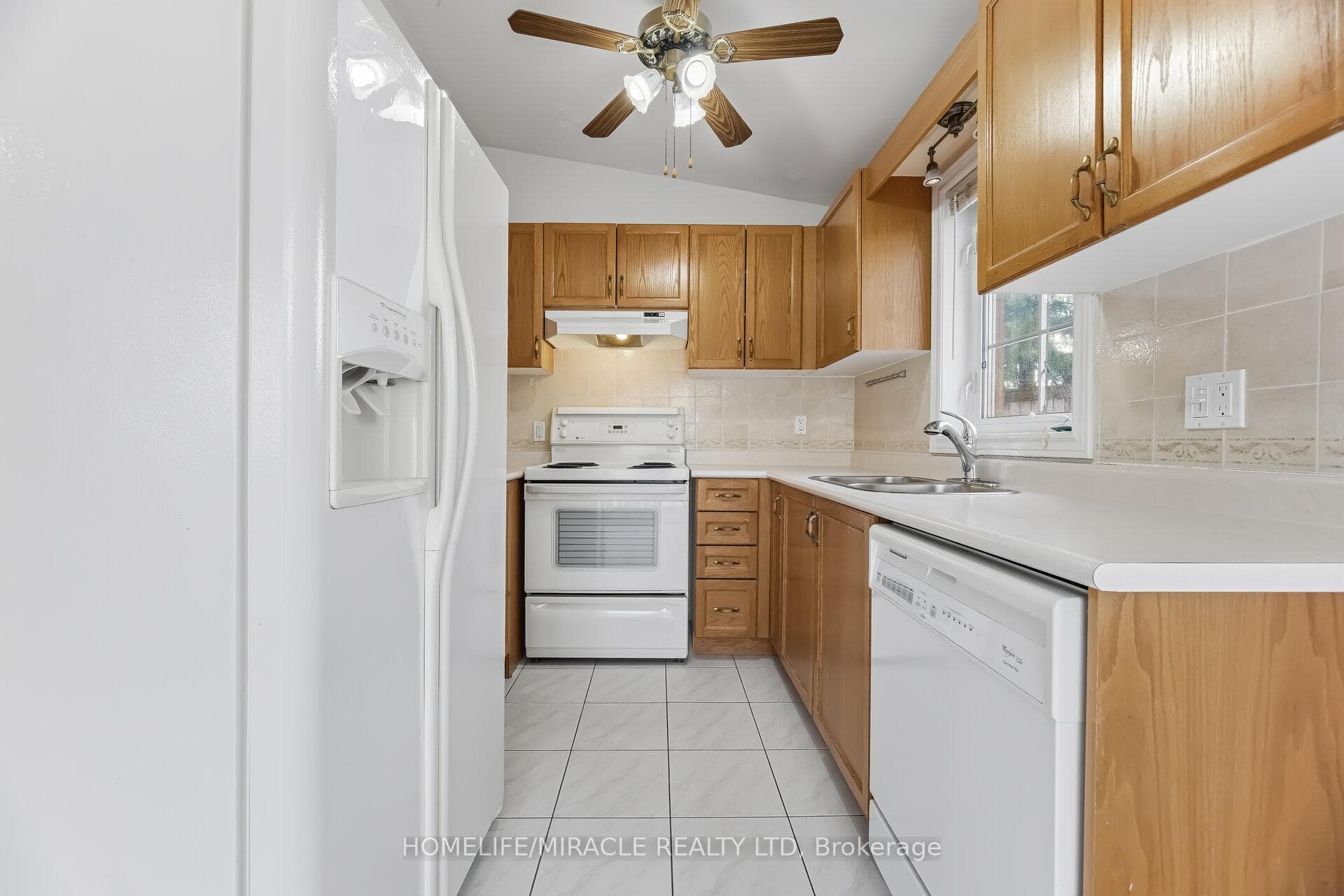 7064 Walworth Court photo 21
