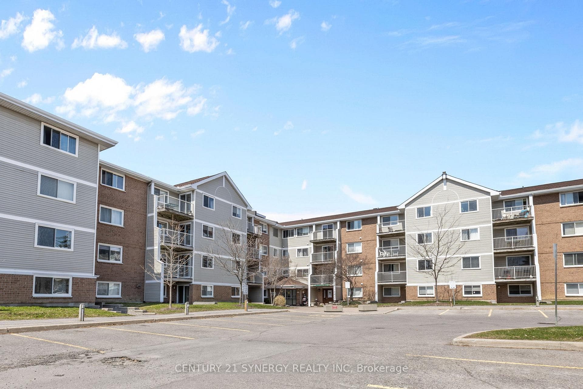 270 Brittany Road Unit 118 photo 1
